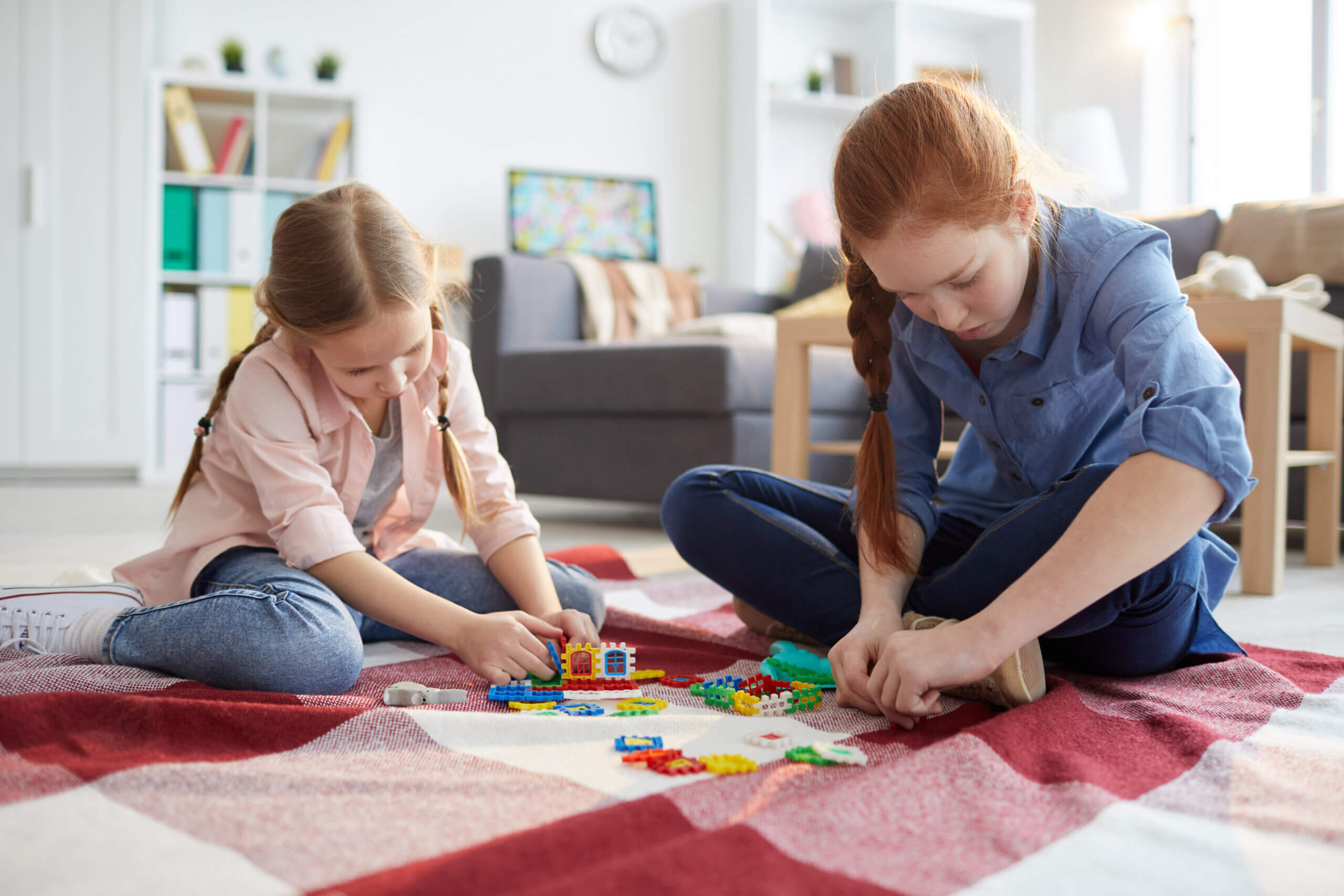 Kids playing with building blocks